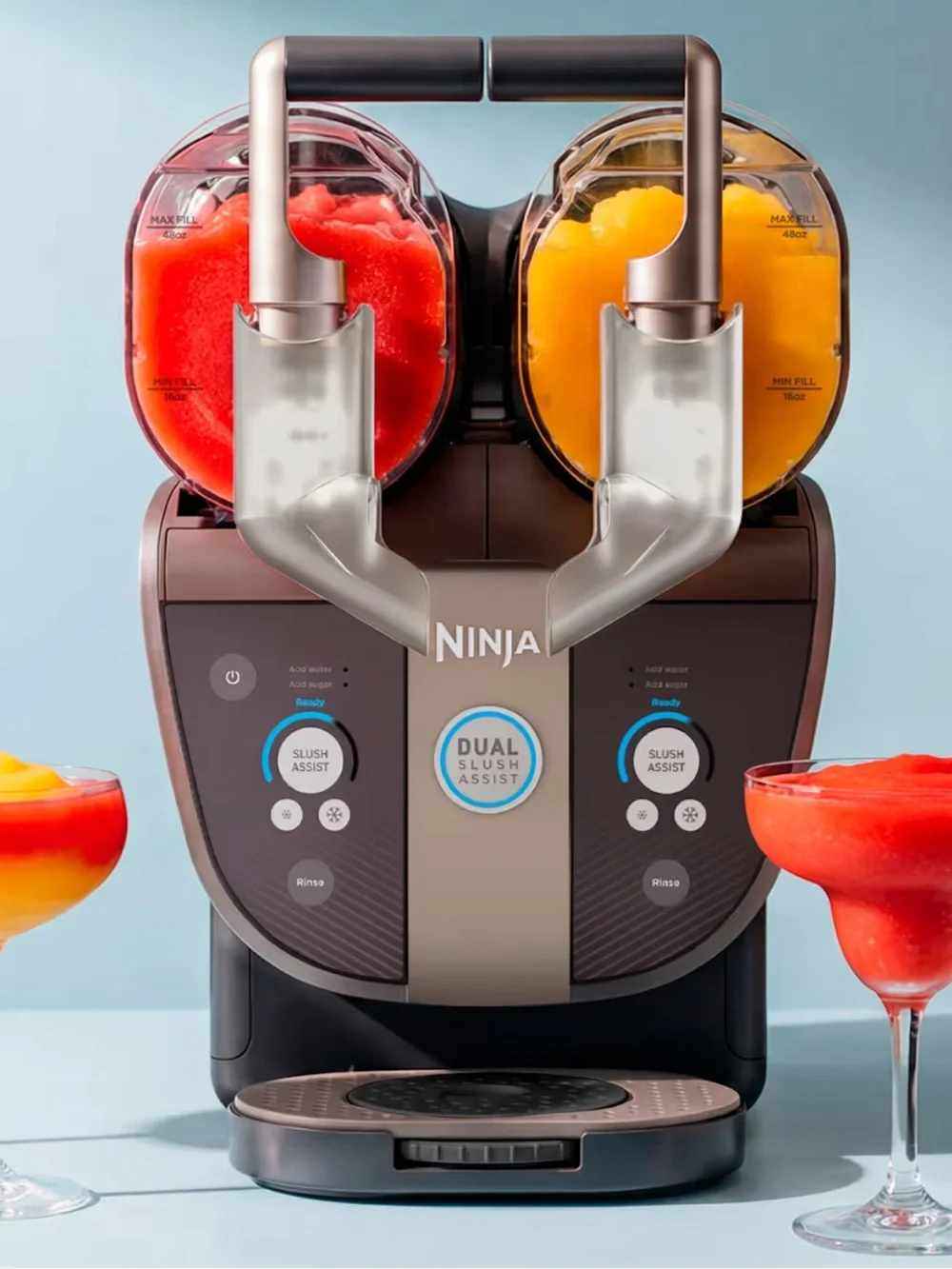 Ninja™ SLUSHi™ Twist Slushie Machine in green, 10+ Servings